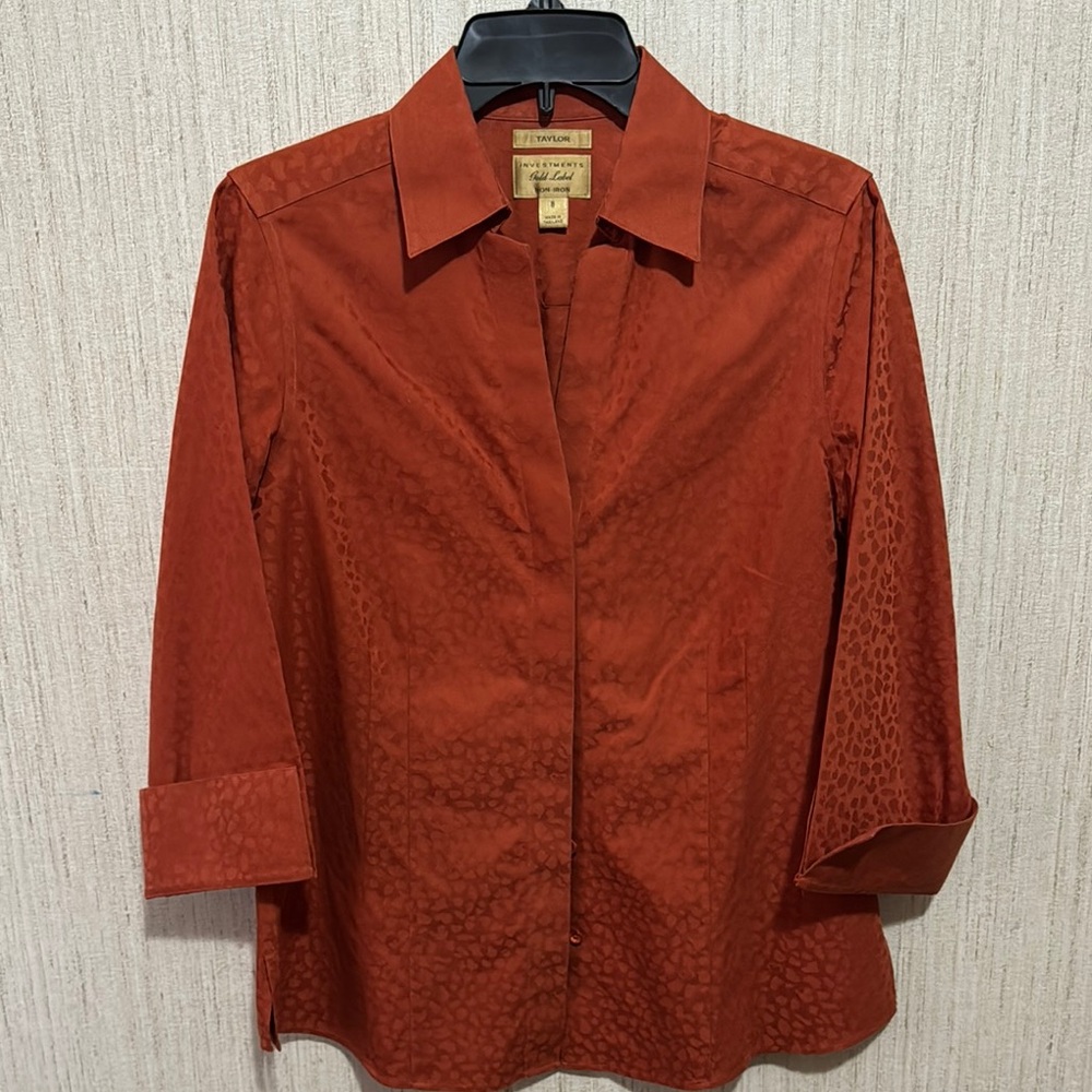 Investments Taylor gold label Non-Iron shirt